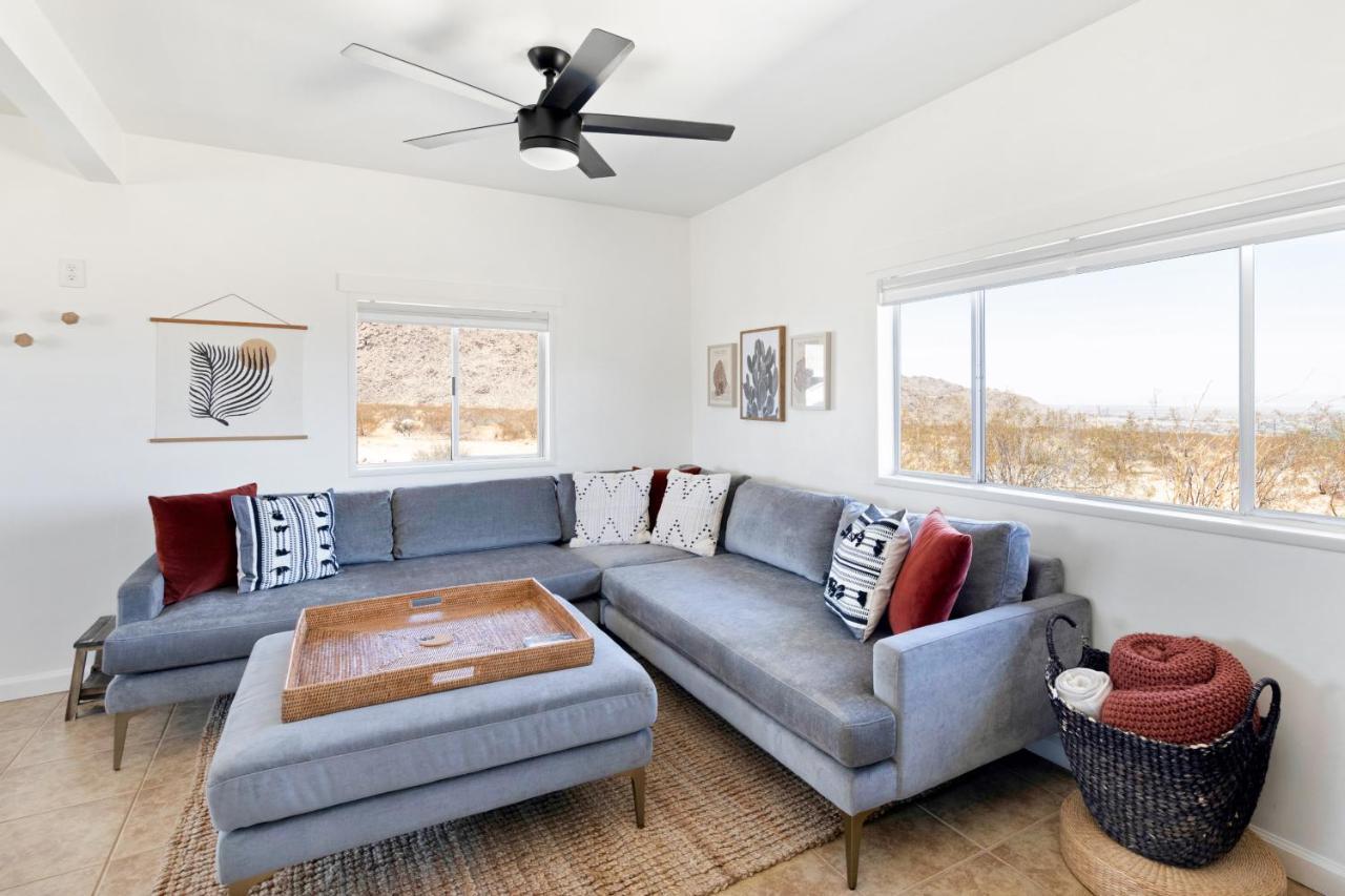 1 Minute To Joshua Tree National Park, Hot Tub, Stars, Private - The Wkndr Villa Twentynine Palms Bagian luar foto